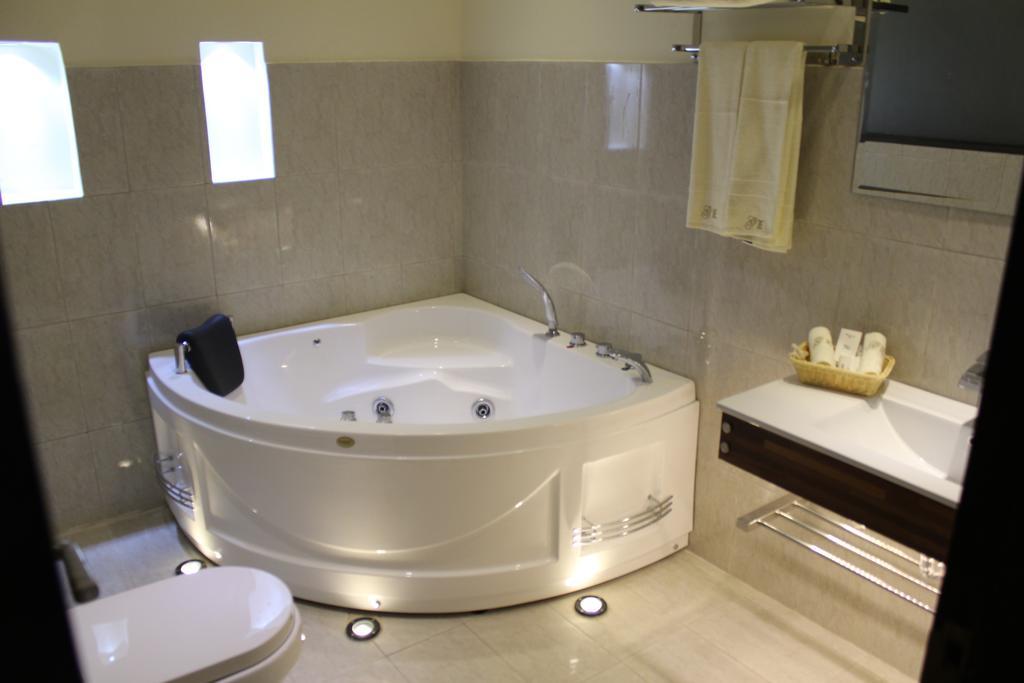 Deluxe Double Room,196617457:JPEG